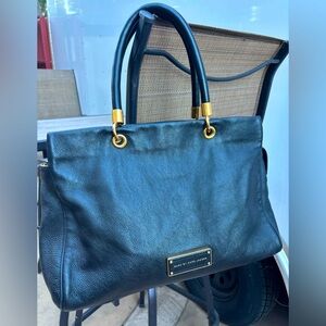 MARC BY MARC JACOBS "Too Hot To Handle" XL Black Leather Tote